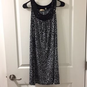 Sleeveless dress